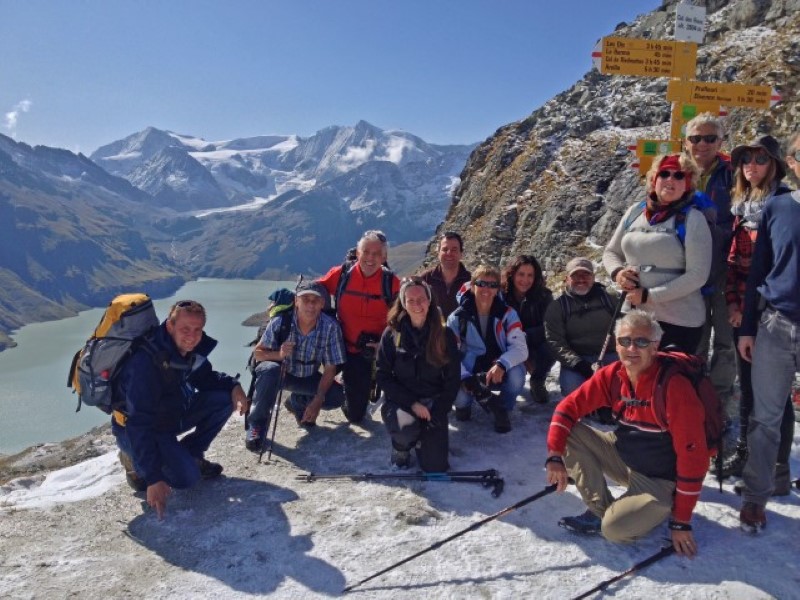 Photo de groupe au col des Roux